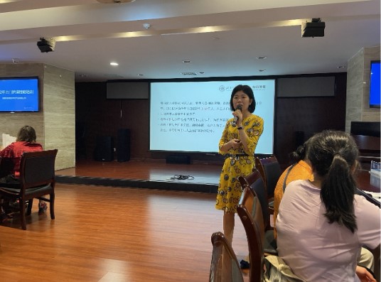 “強化崗位技能，培養業務人才” ——湖南發展養老聯合湖南中醫藥大學護理學院組織開展養老護理員專題培訓