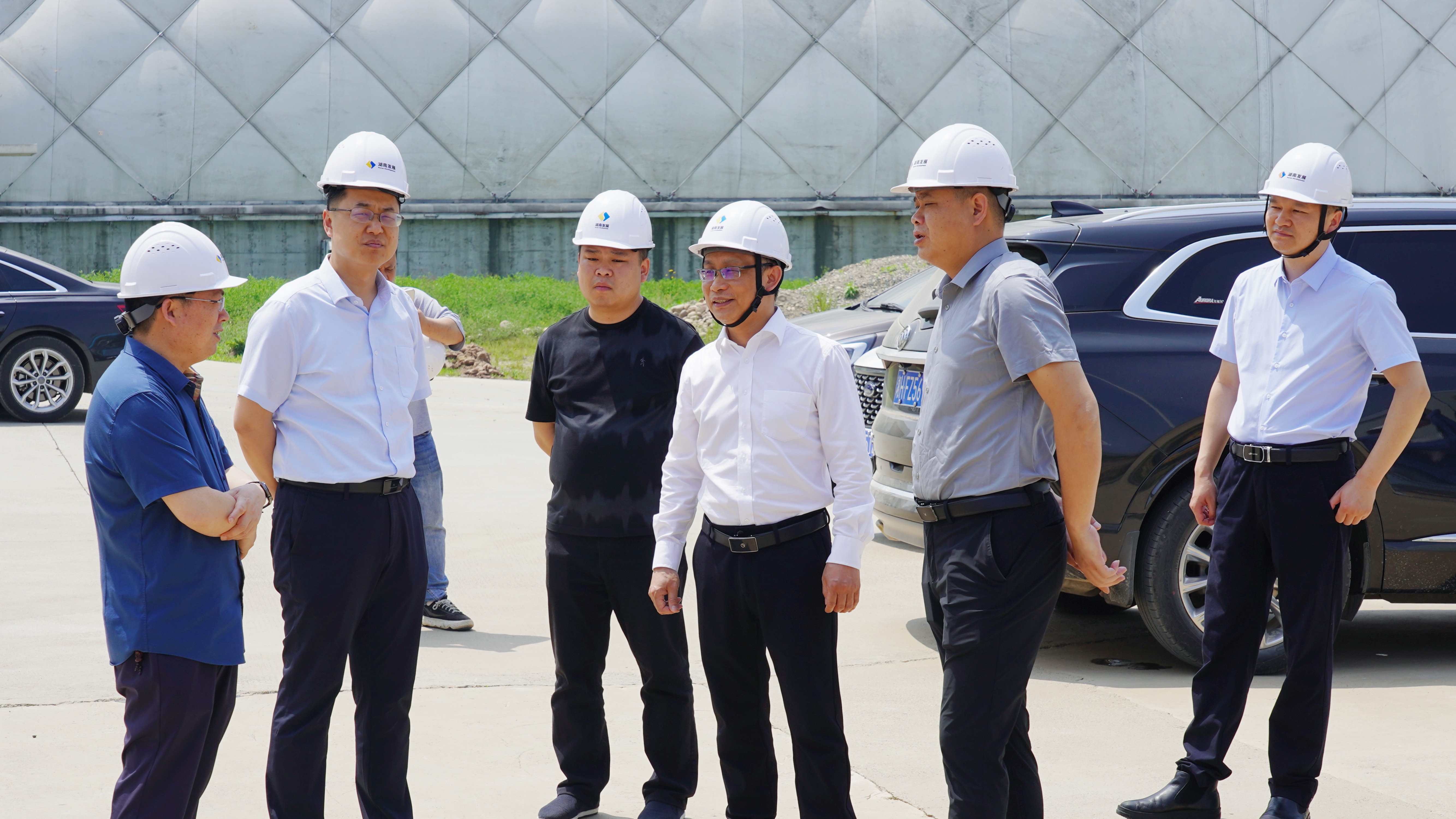 益陽市發(fā)改委一行調(diào)研湖南發(fā)展機(jī)制砂項(xiàng)目